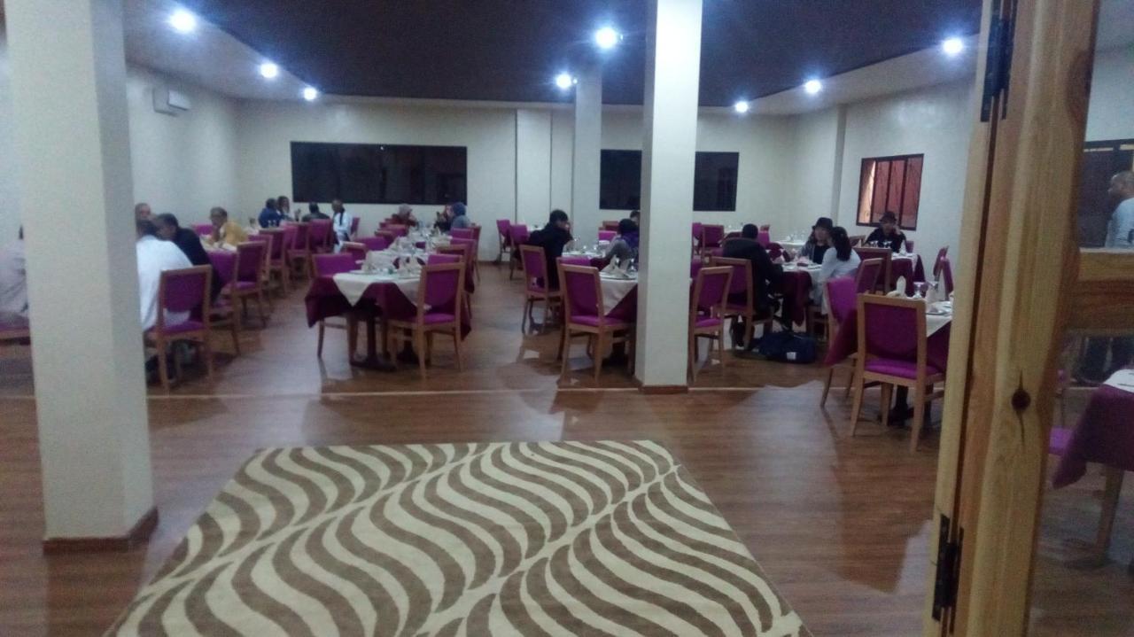 Green Cactus Hotel Benguerir Luaran gambar